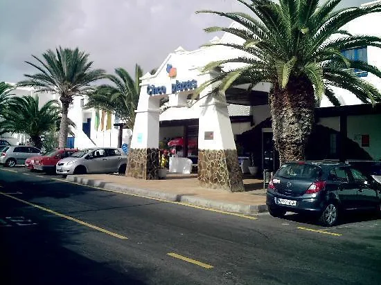 Grupotel Cinco Plazas Puerto del Carmen  2*, Puerto del Carmen (Lanzarote) España